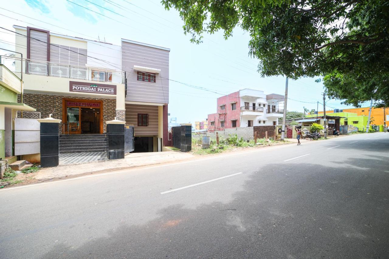 The Pothigai Palace Hotell Kuttālam Eksteriør bilde