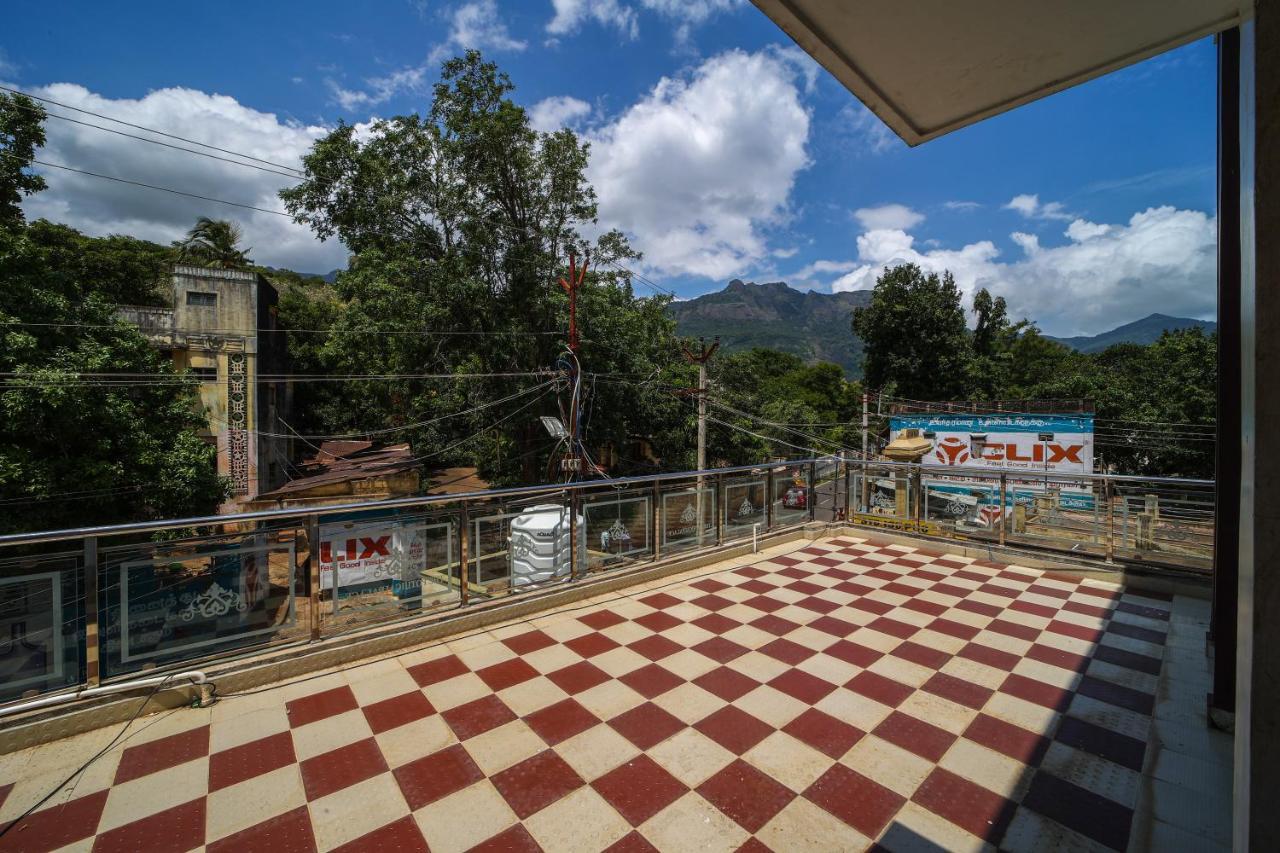 The Pothigai Palace Hotell Kuttālam Eksteriør bilde